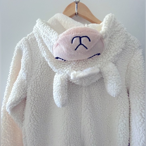 White Sherpa Hoodie Onesie - Size Medium - Picture 5 of 7